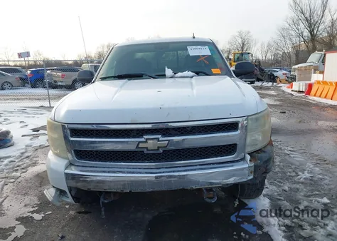 2007 Chevrolet Silverado 1500 Lt1 z USA, uszkodzony, nr VIN 1GCEK19J67Z623727